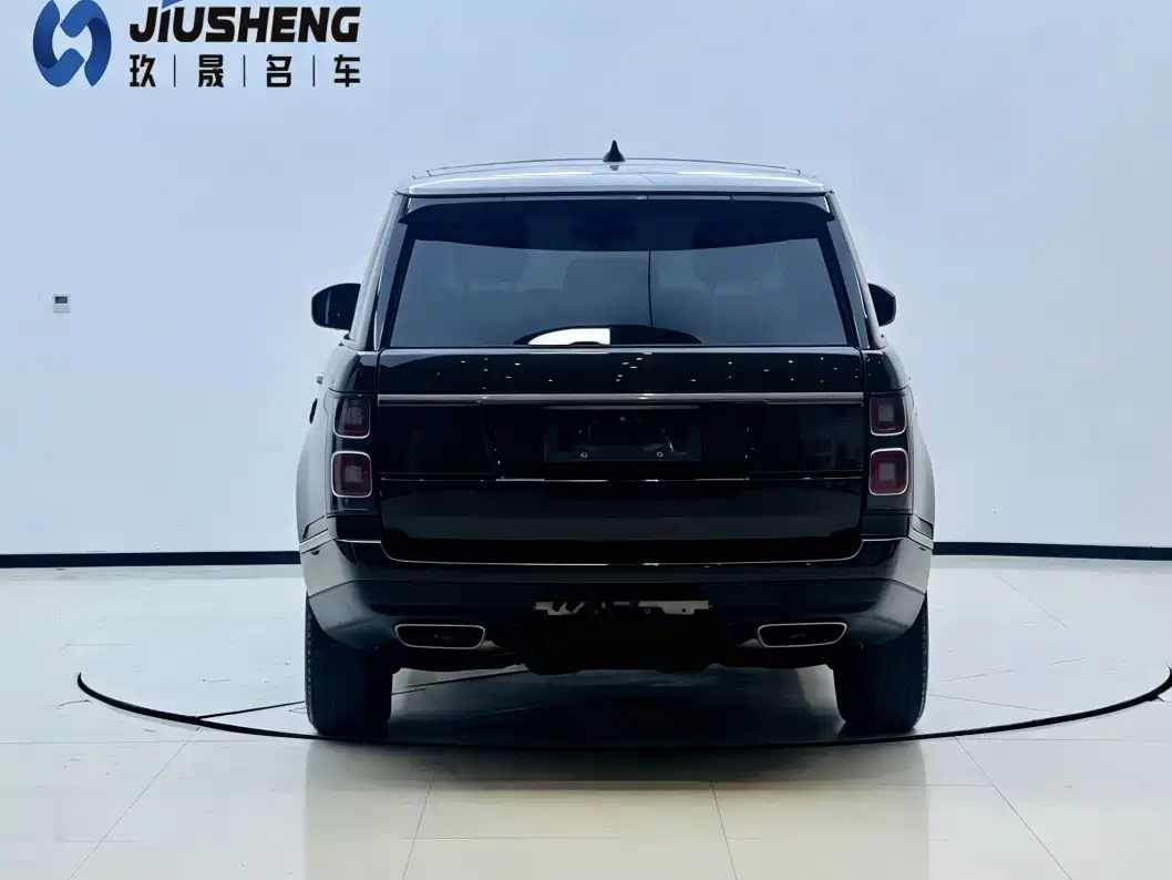 Land Rover Range Rover 2021 3.0 L6 Golden Age Edition фото 6