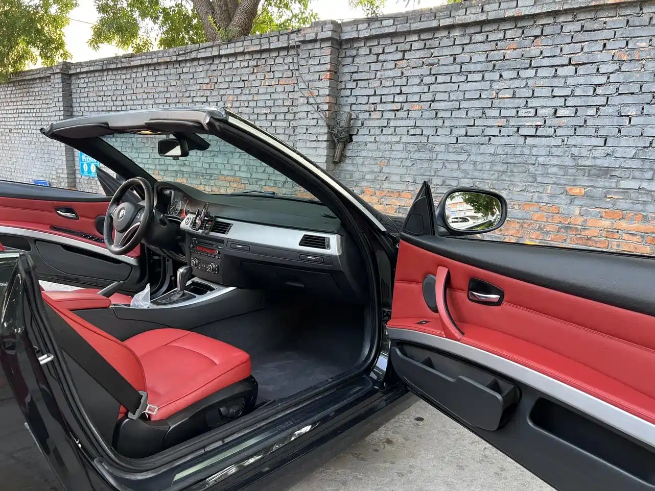 BMW 3 Series (Import) 2012 2011 325i Convertible Coupe