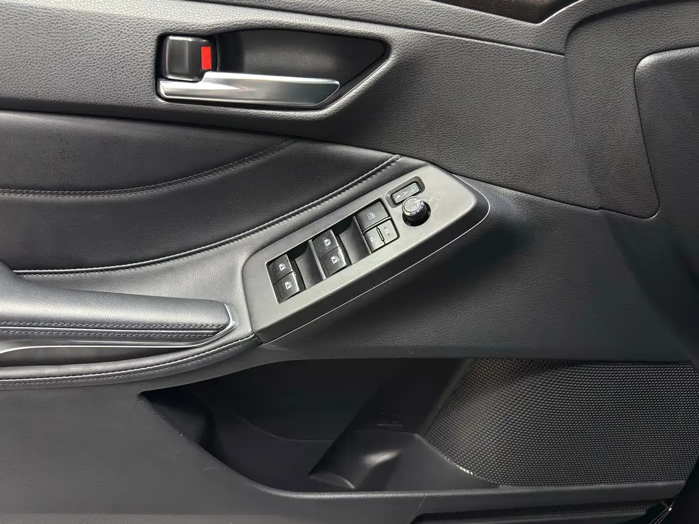 Toyota Avalon 2021 2.5L Luxury Edition фото 19