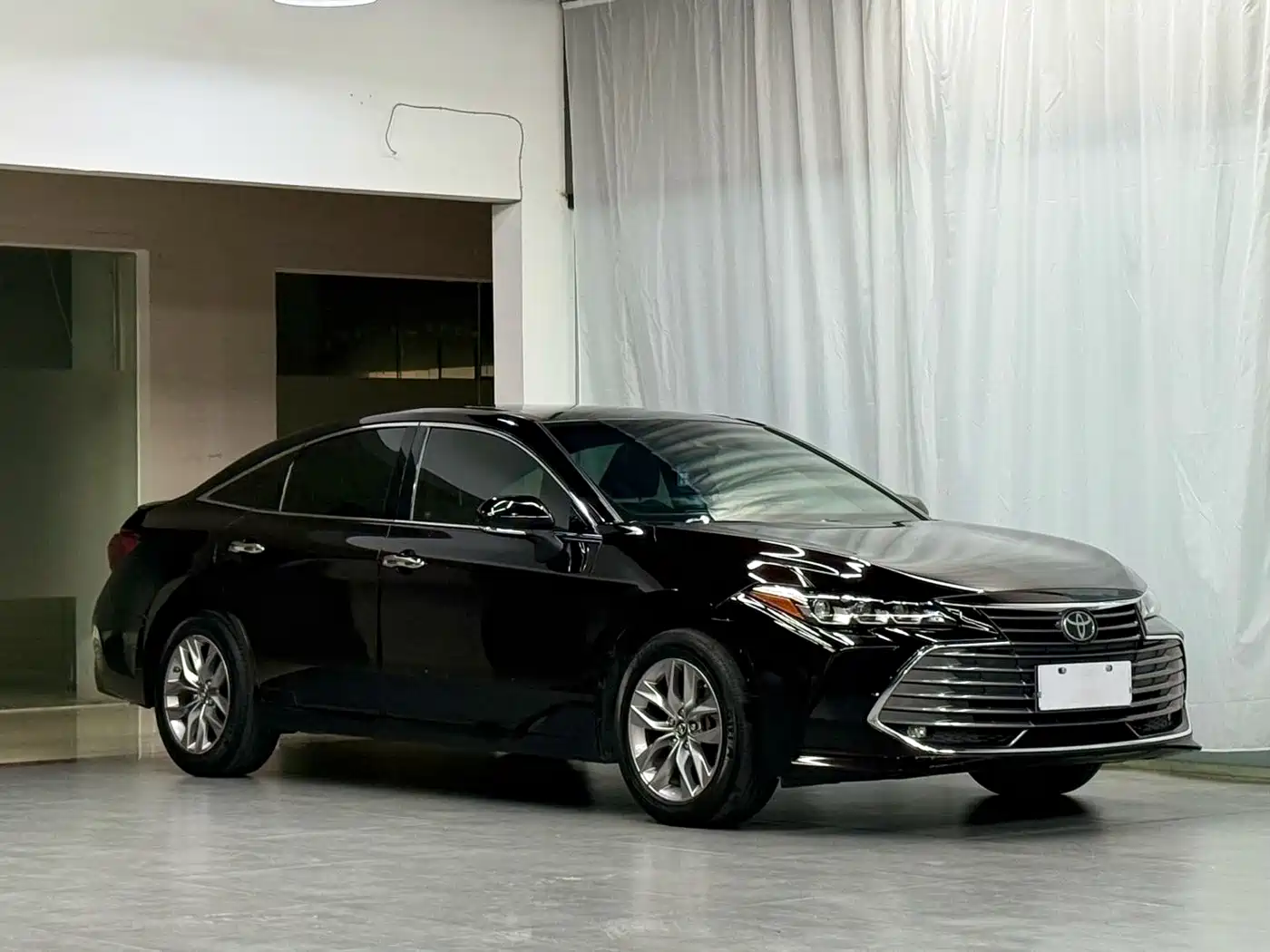 Toyota Avalon 2021 2.5L Luxury Edition фото 6