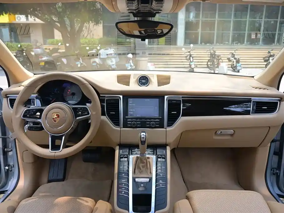 Porsche Macan 2016 Macan S 3.0T фото 5