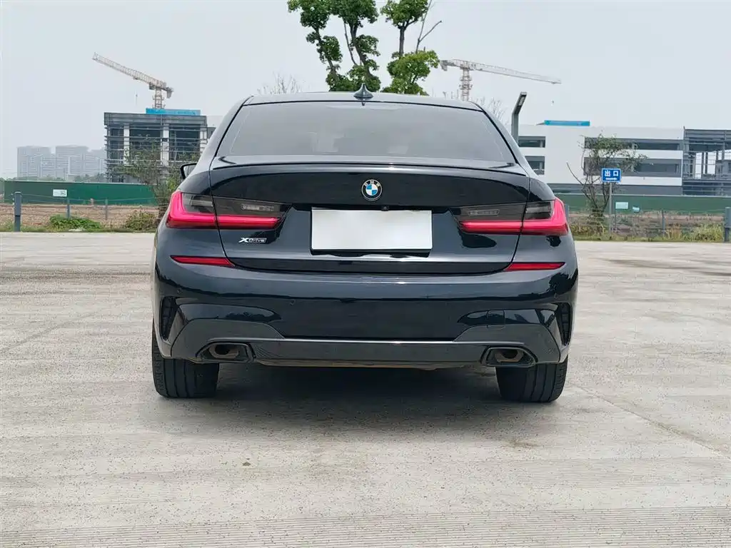 BMW 3 Series 2021 Facelift 325i M Sport Shadow Edition фото 5