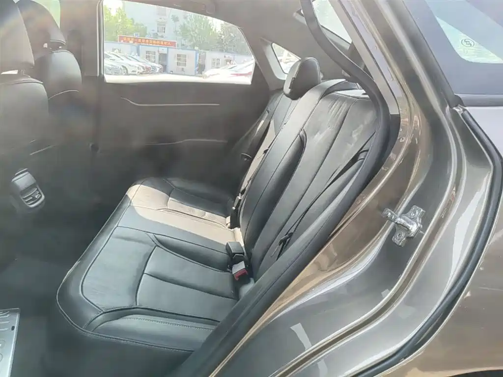 Buick Excelle 2015 18T Dual-Clutch Luxury фото 13