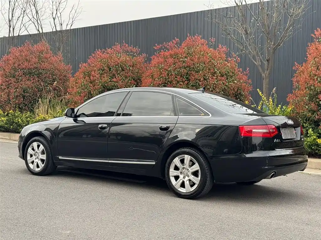 Audi A6L 2011 Model 2.4L Luxury фото 4