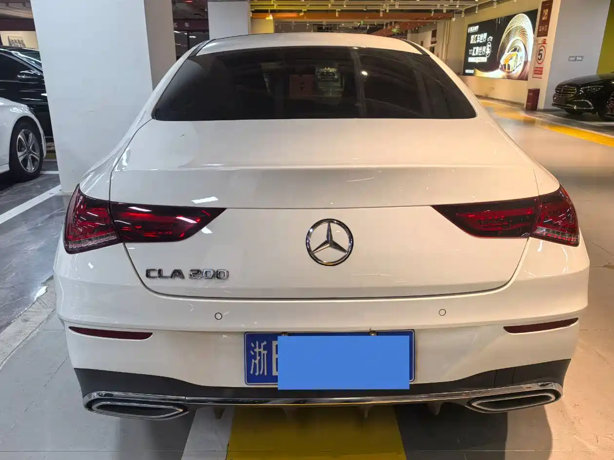 Mercedes-Benz CLA (Import) 2021 CLA 200 фото 10