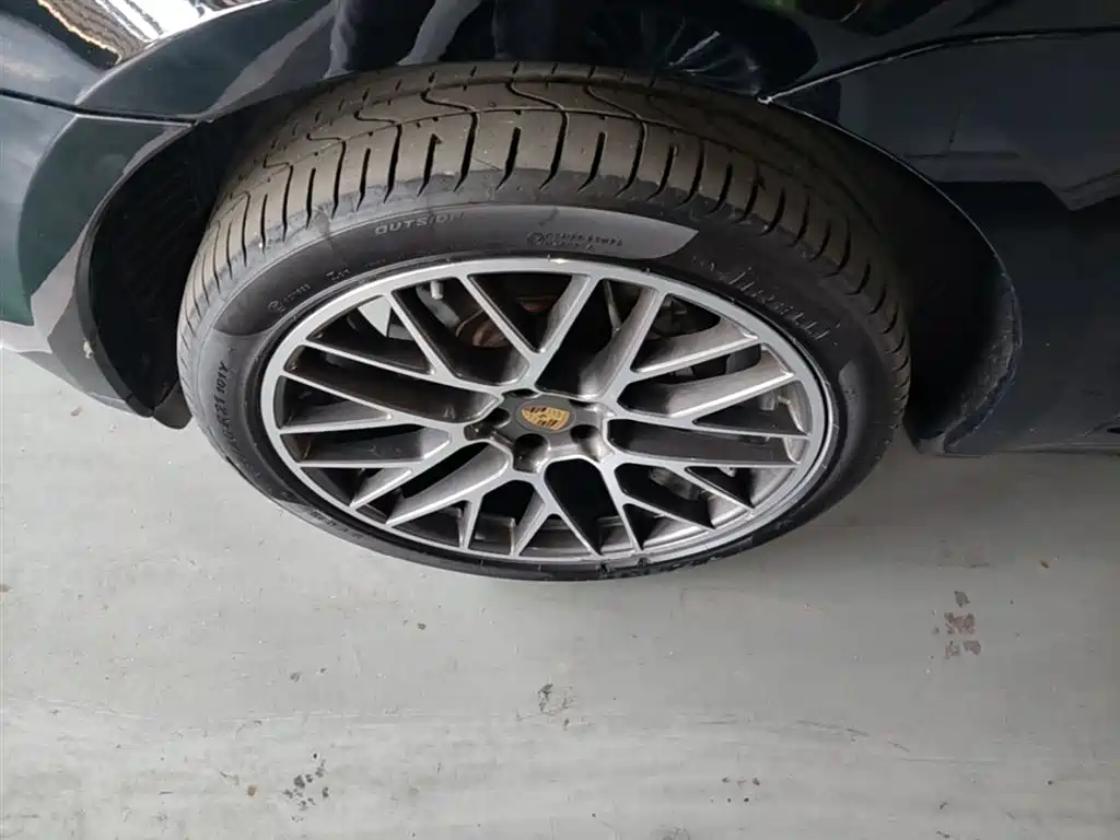 Porsche Macan 2018 Macan S 3.0T фото 23