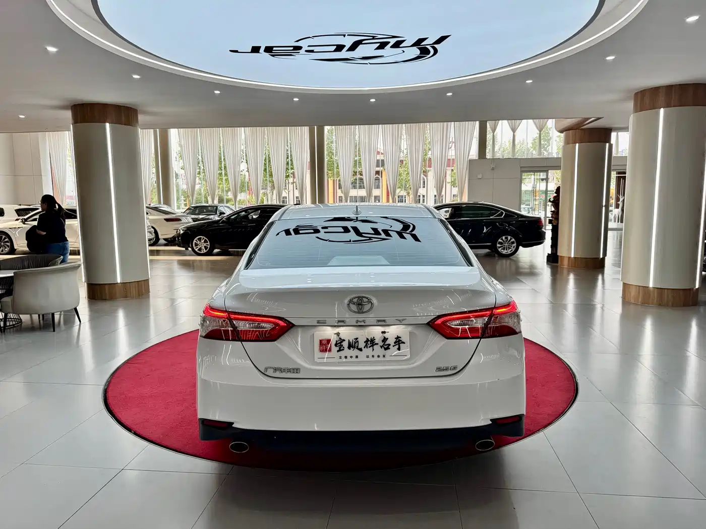 TOYOTA CAMRY