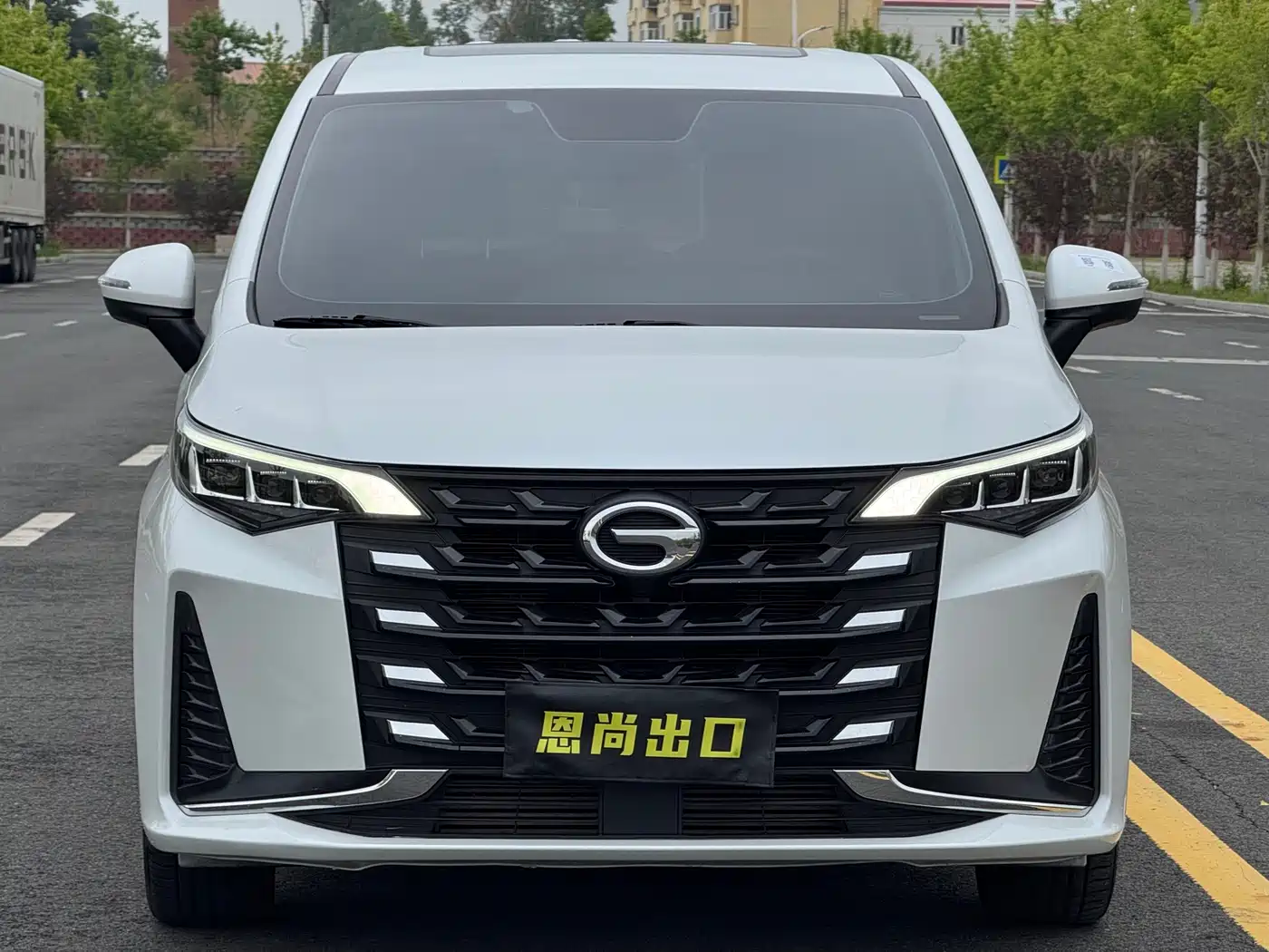 GAC Trumpchi Trumpchi M6 2021 270T DCT Luxury Edition (7-Seater) фото 3
