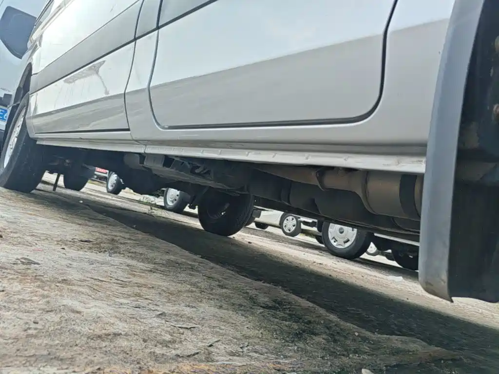 Foton Tuyano 2024 2023 2.0T Automatic Jixiang Long Wheelbase Medium Roof Single Rear Wheel 7/9-Seater