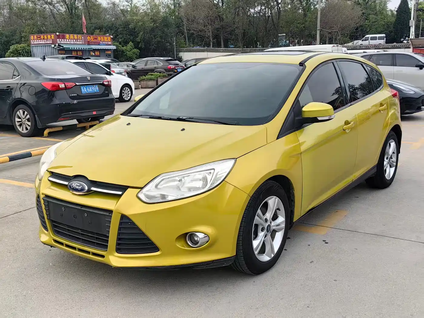 Photo 1 - Ford Focus