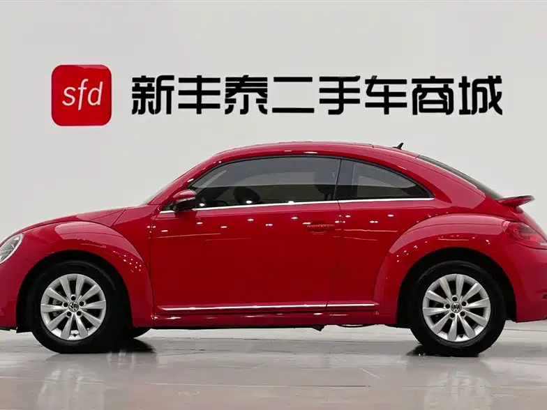 Volkswagen Beetle 2014 1.4TSI Fashion Edition фото 4