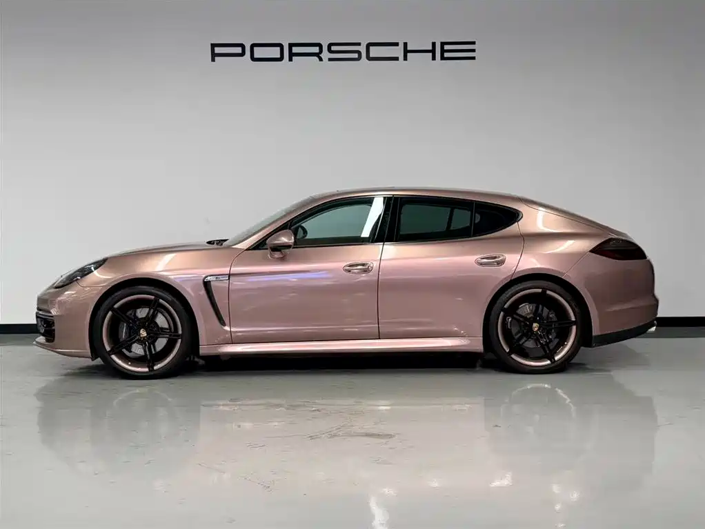 Porsche Panamera 2013 Panamera Platinum Edition 3.6L фото 6