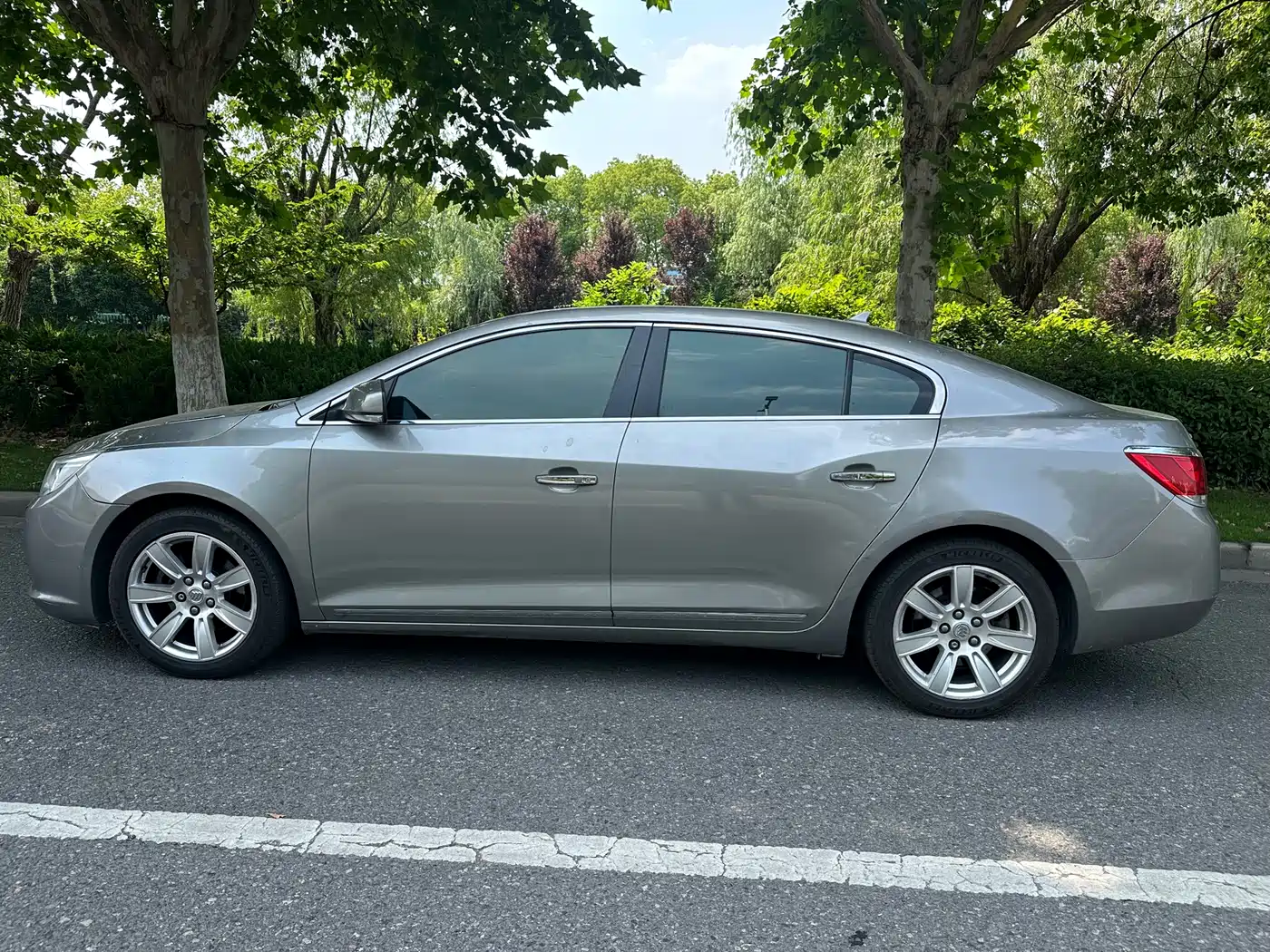 Buick LaCrosse 2010 2.4L Premium фото 4