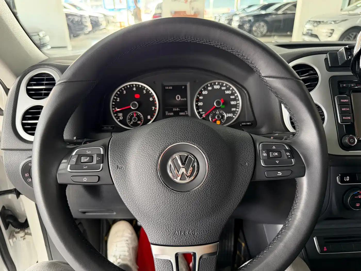 Volkswagen Tiguan 2016 Model 300TSI Automatic 2WD Luxury Edition фото 18
