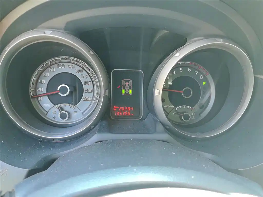 Mitsubishi Pajero (Import) 2016 3.0L Automatic Standard (China V) фото 8