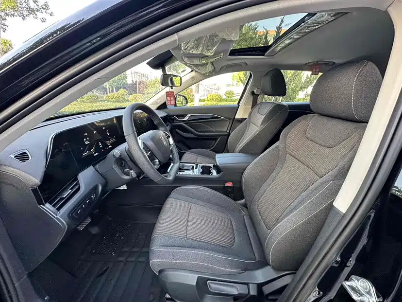 Photo 5 - Besturn B70
