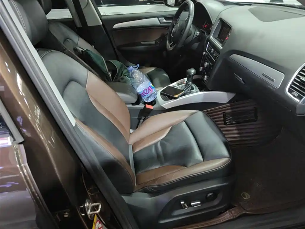 Audi Q5 2018 Collector's Edition 40 TFSI Technology фото 25