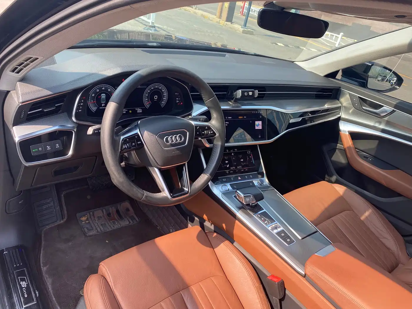 Audi A6L 2019 40 TFSI Luxury Elegance фото 10