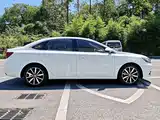 Фото 9 - Roewe i6