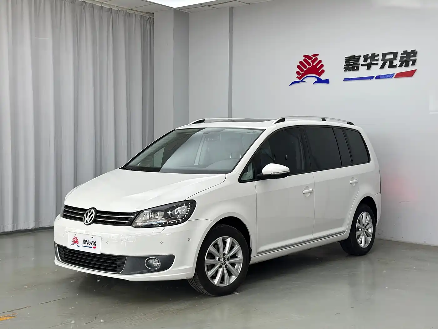 Volkswagen Touran 2015 1.4T DSG Flagship Edition 5-seater