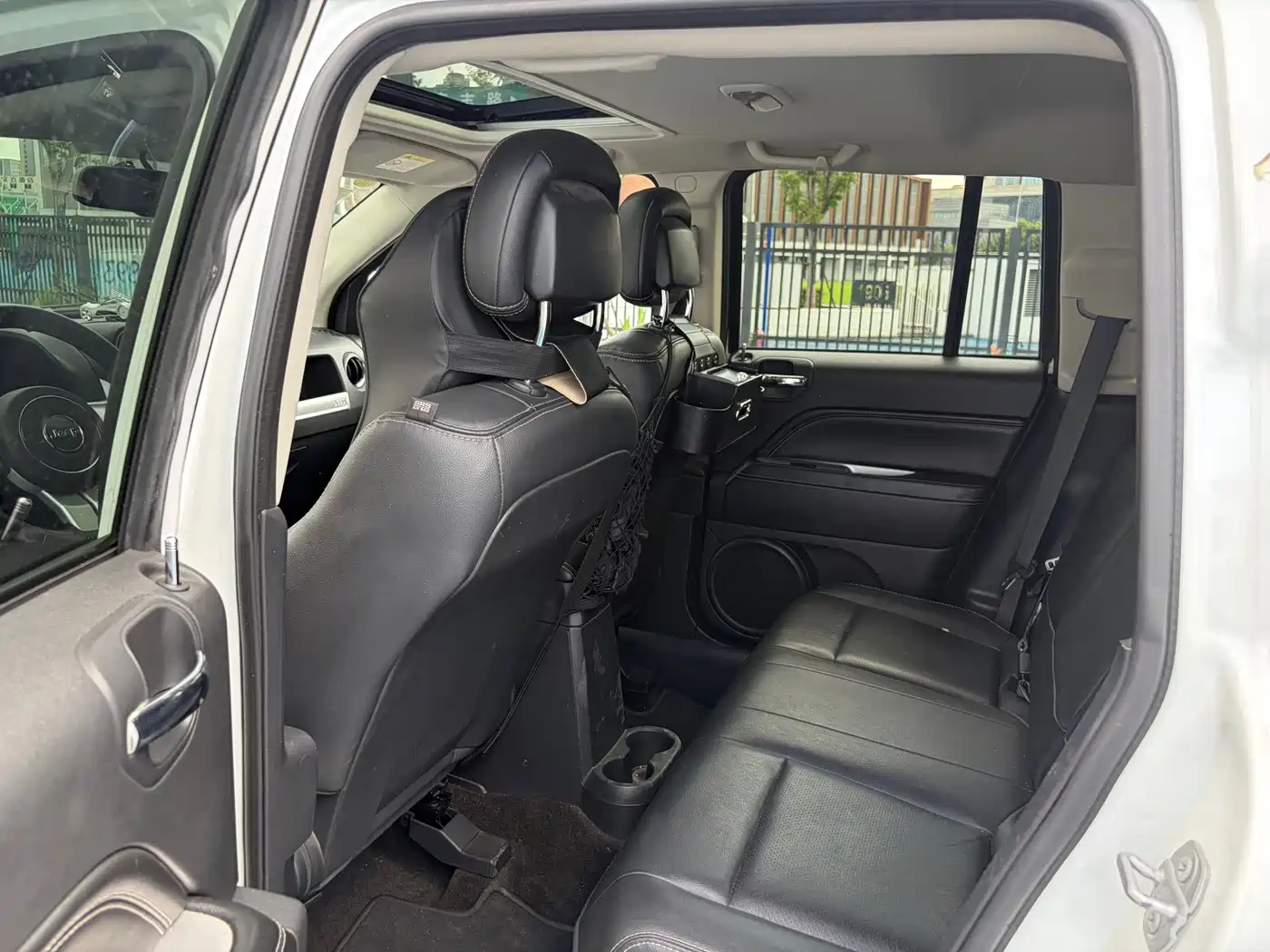 Jeep Compass (Import) 2016 2014 Facelift 2.4L 4WD Luxury Edition