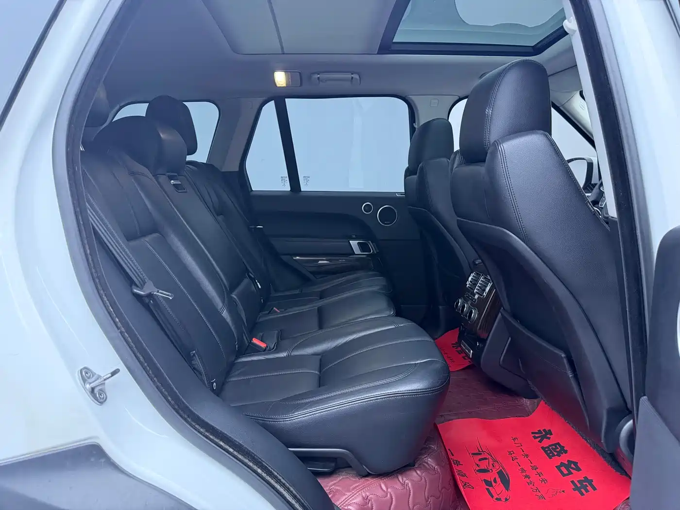 Land Rover Range Rover 2015 3.0 TDV6 Vogue фото 10