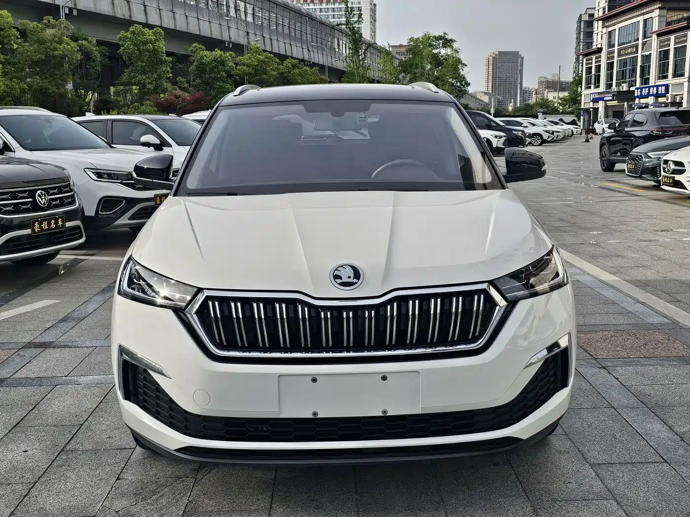 Škoda Kamiq 2021 GT TSI230 DSG Flagship Edition фото 2