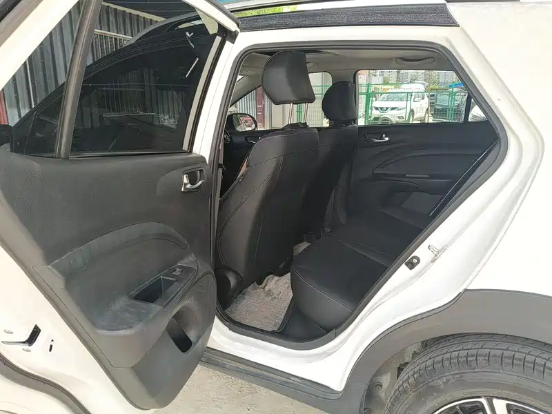 Kia KX1 2021 1.4L CVT Sunroof Version фото 6