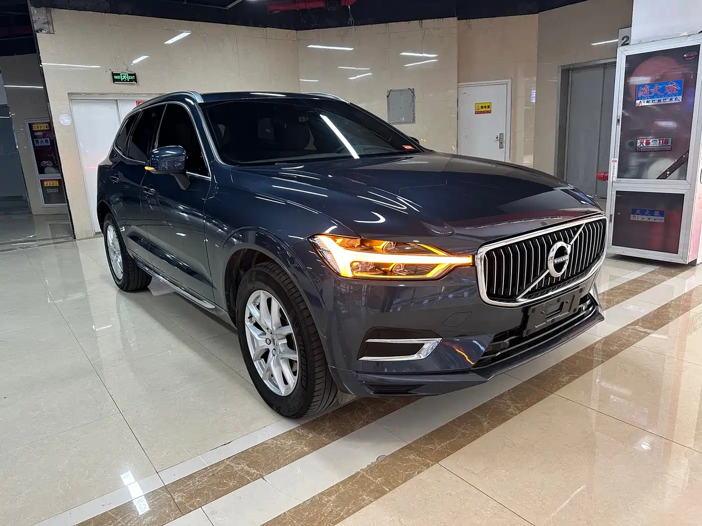 Фото 3 - Volvo XC60