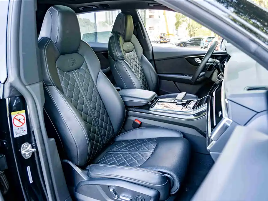 Audi Q8 2022 55 TFSI Premium Selection Dynamic фото 20