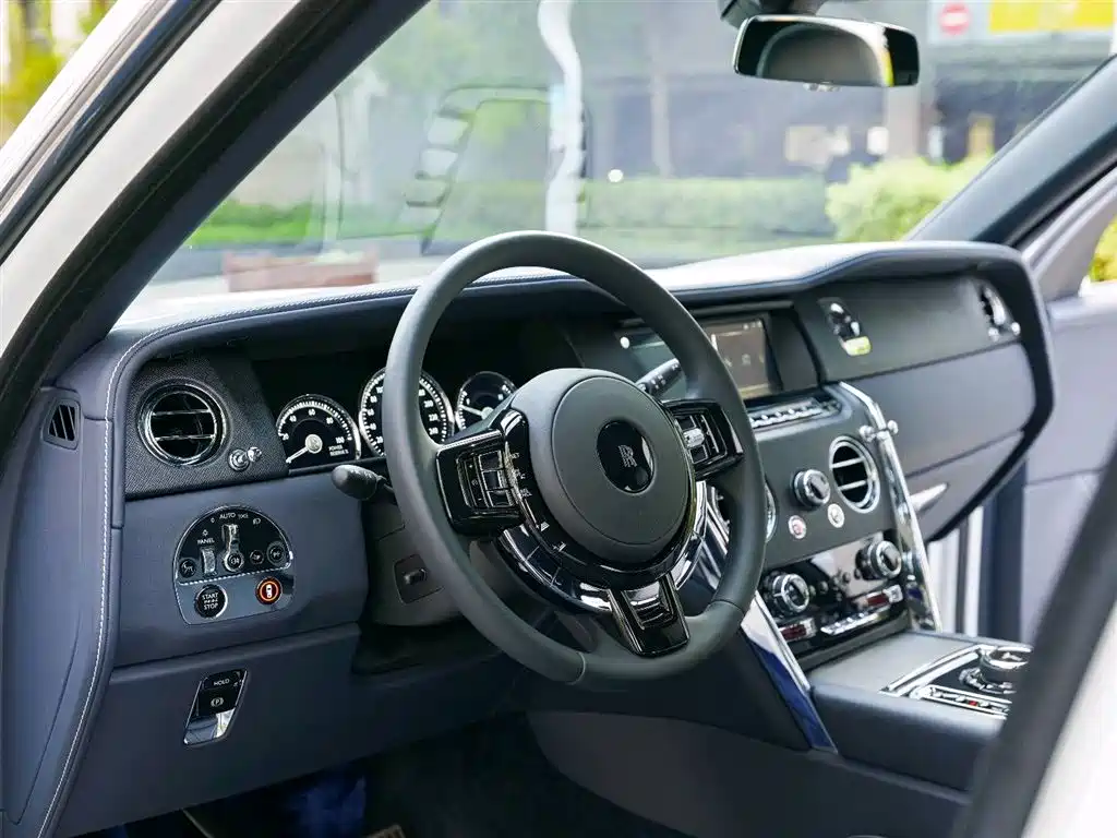 Rolls-Royce Cullinan 2023 2024 4-Seater