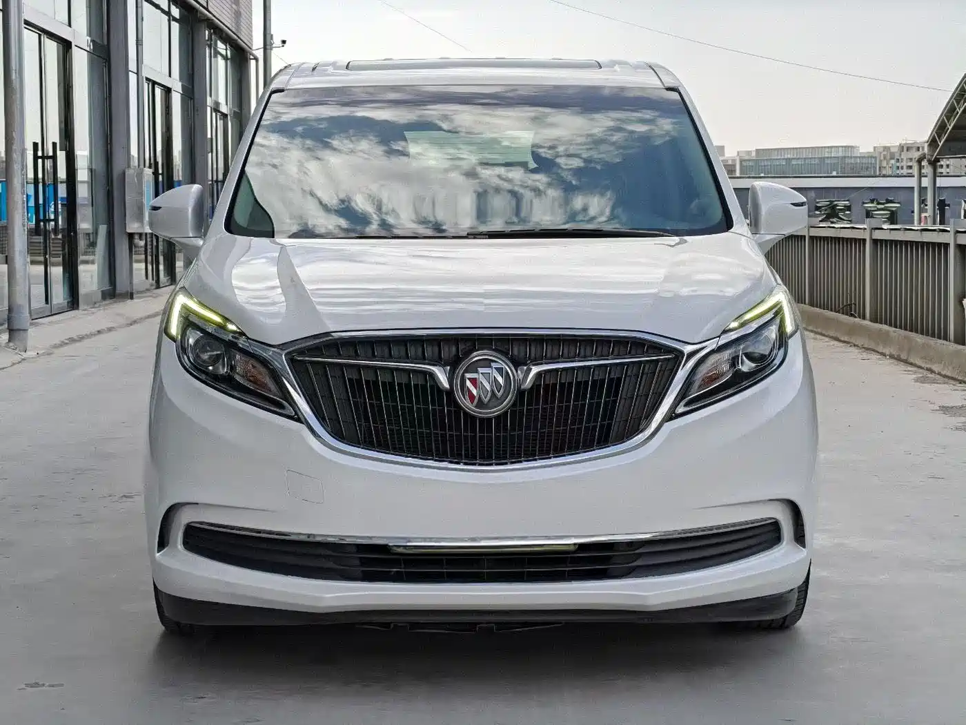 Buick GL8 2018 ES 28T Comfort Type China VI фото 2