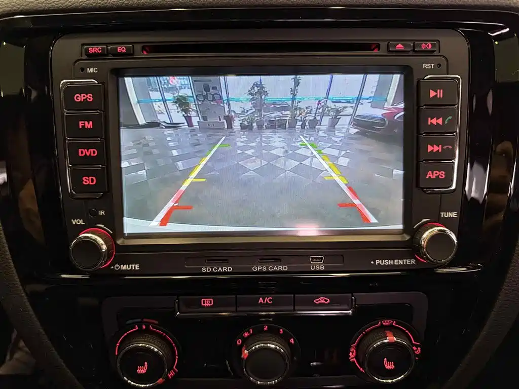 Volkswagen Sagitar 2015 230TSI Automatic Comfort фото 19