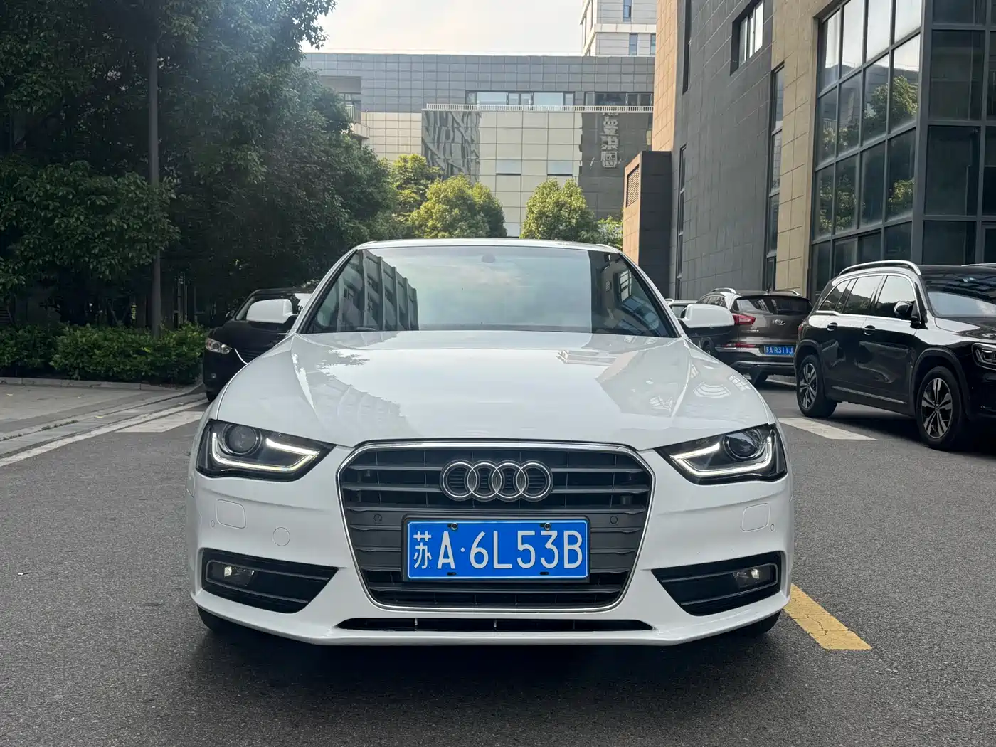 Audi A4L 2015 35 TFSI Auto Standard фото 2