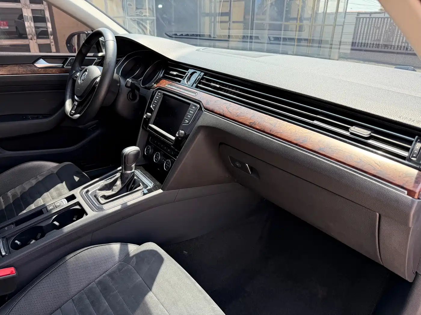 Volkswagen Magotan 2017 330TSI DSG Premium фото 24