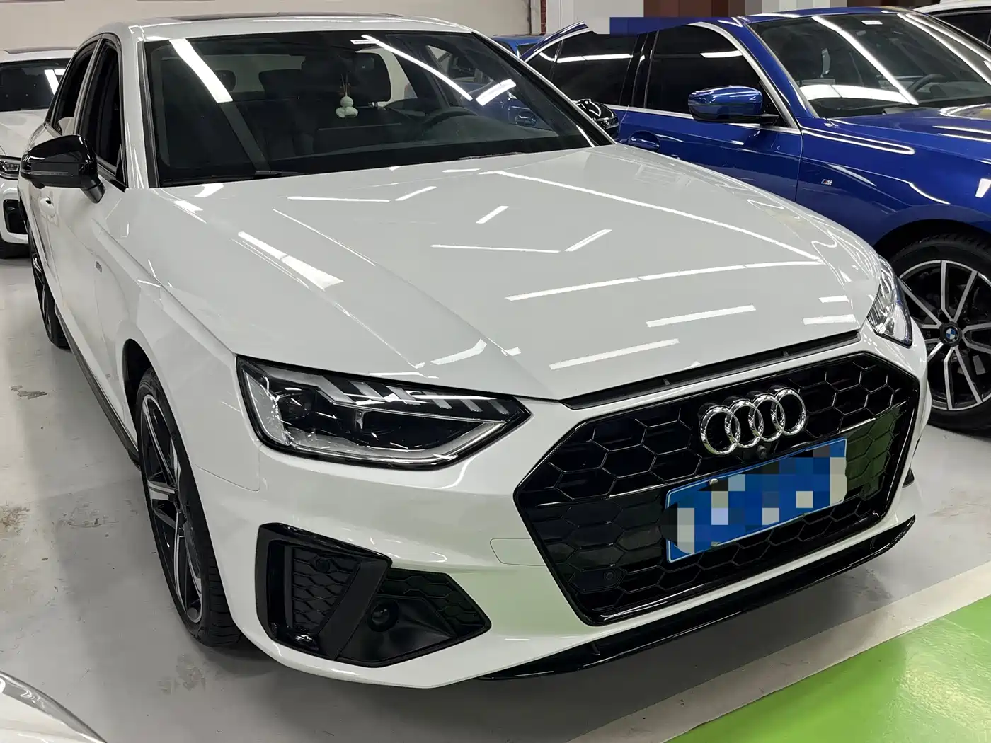Audi A4L 2023 40 TFSI Luxury Sport фото 3