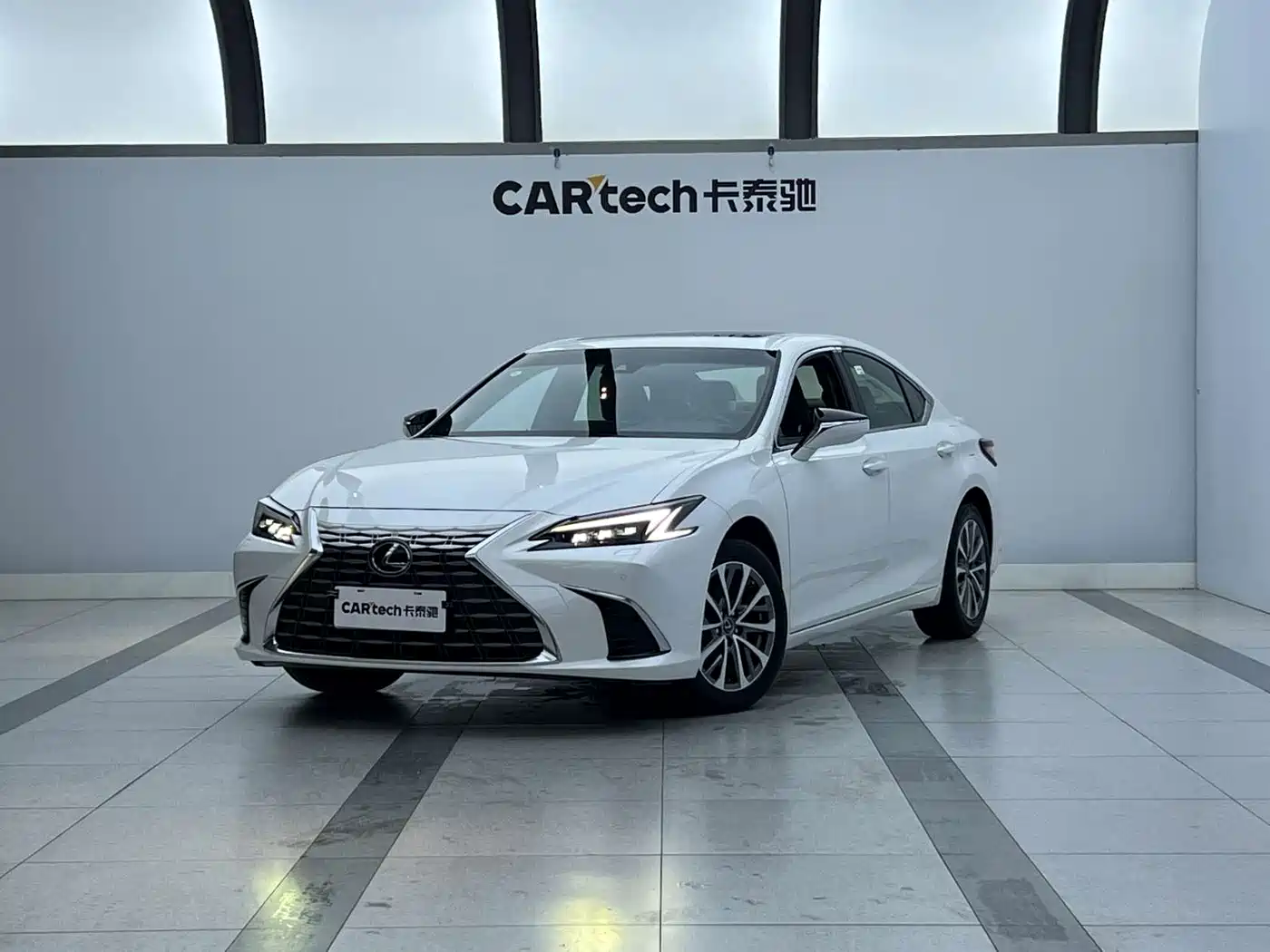 Lexus ES 2025 2025 200 Ultimate Edition