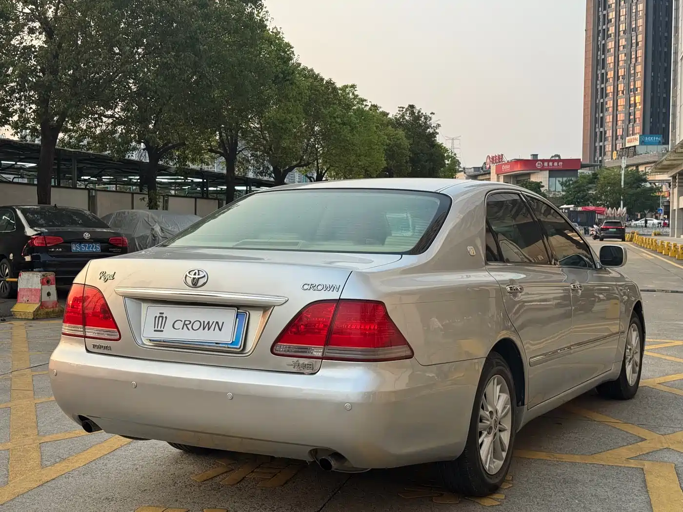 Toyota Crown 2005 Model 3.0L Royal Saloon фото 9