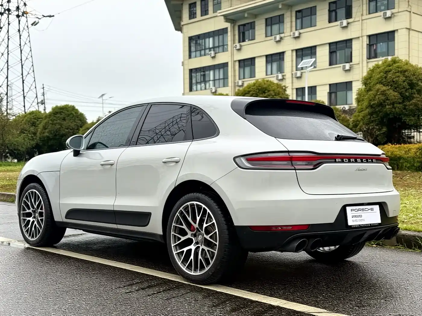 Porsche Macan 2021 Macan 2.0T фото 3