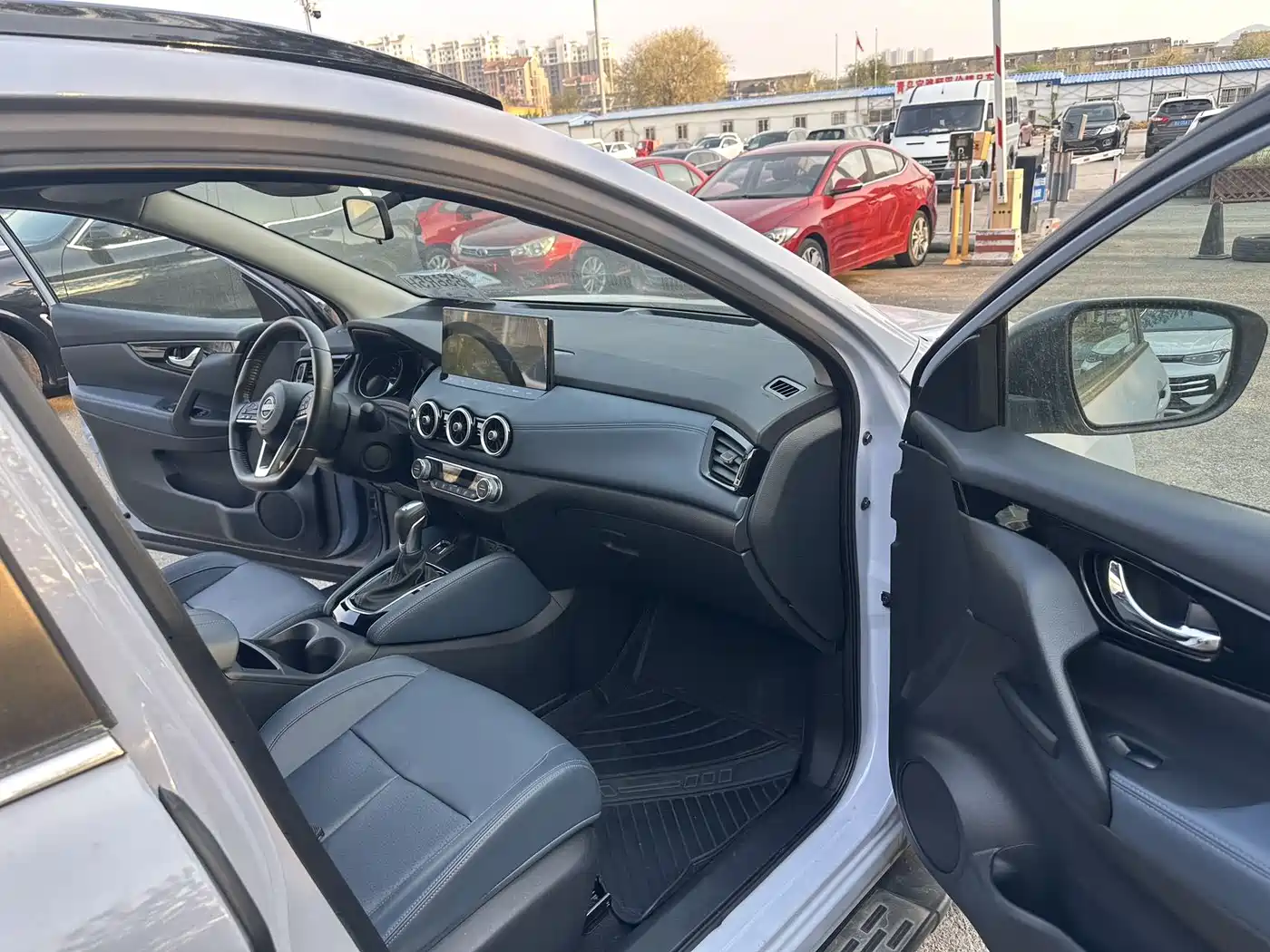 NISSAN QASHQAI