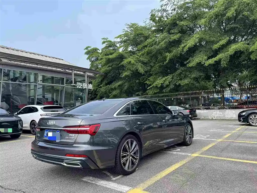 Audi A6L 2021 55 TFSI quattro Premium Dynamic фото 4
