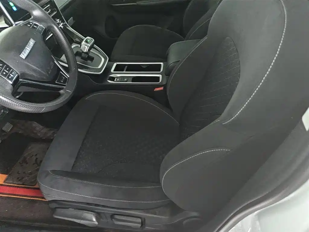 Haval M6 2021 PLUS 1.5T DCT Elite Smart Connect фото 15