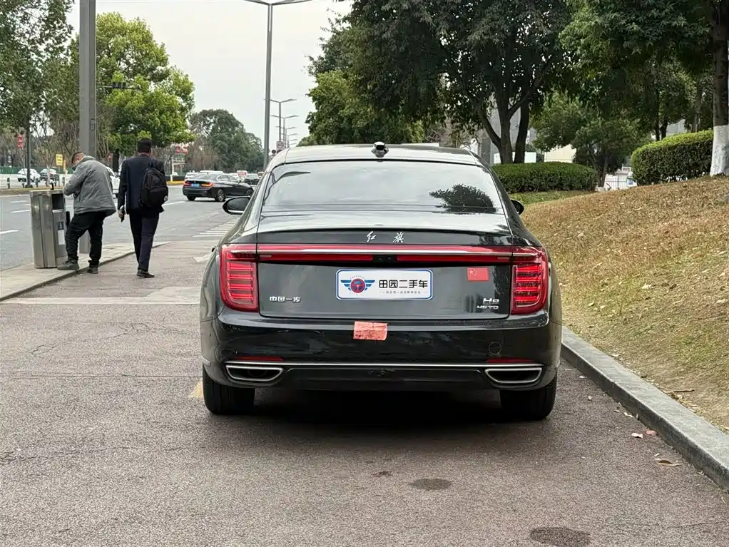  HONGQI H9