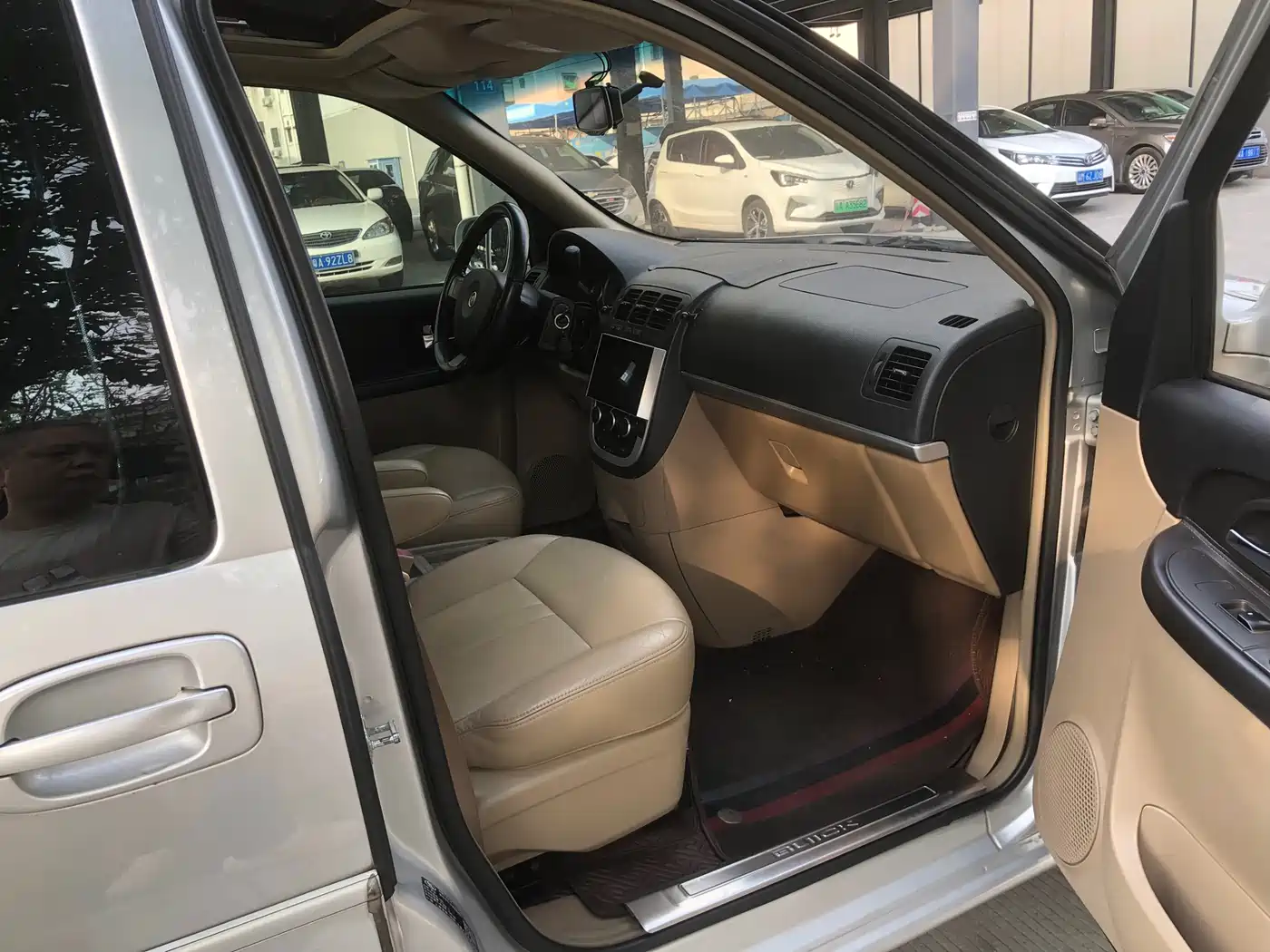Buick GL8 2013 2.4L Executive Edition фото 16