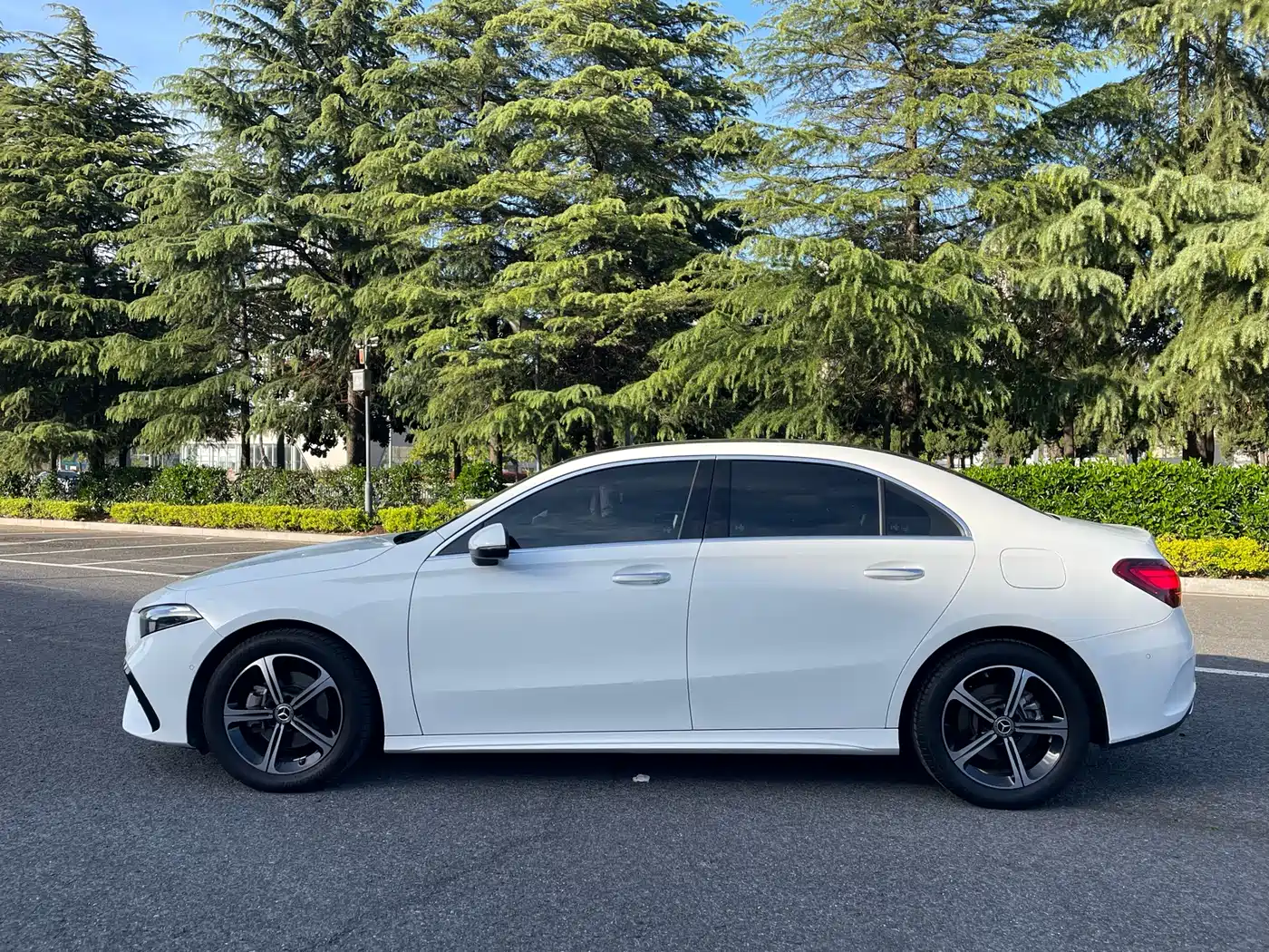 Mercedes-Benz A-Class 2023 A 200 L Fashion фото 4