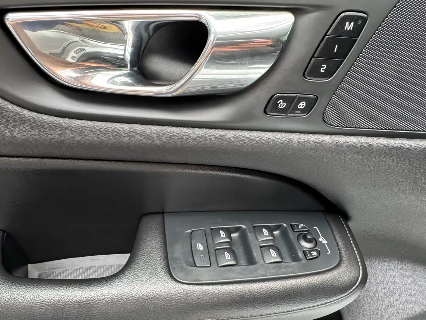 Volvo S60 2021 T4 Smart Elite Luxury фото 20
