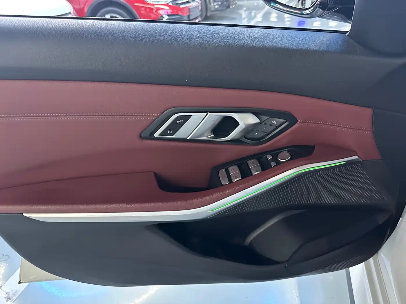 BMW i3 2023 eDrive 40 L Shadow Night Sport Package фото 6