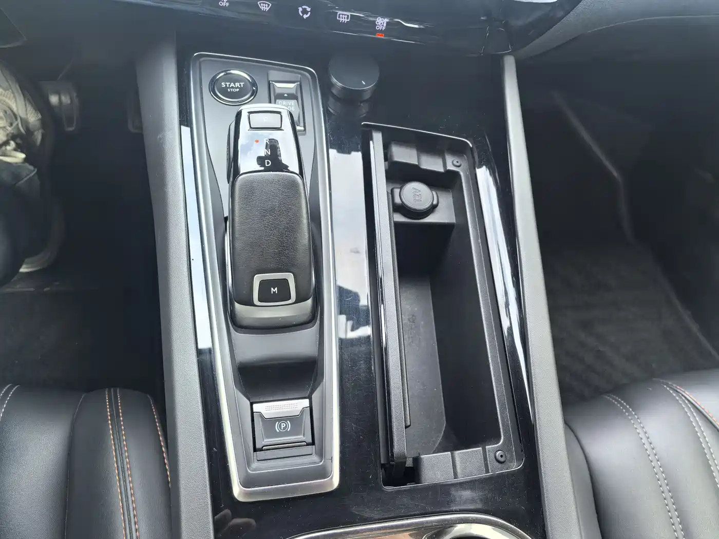 Peugeot 508 2019 508L 400THP PureTech Driving Control Edition China VI фото 8