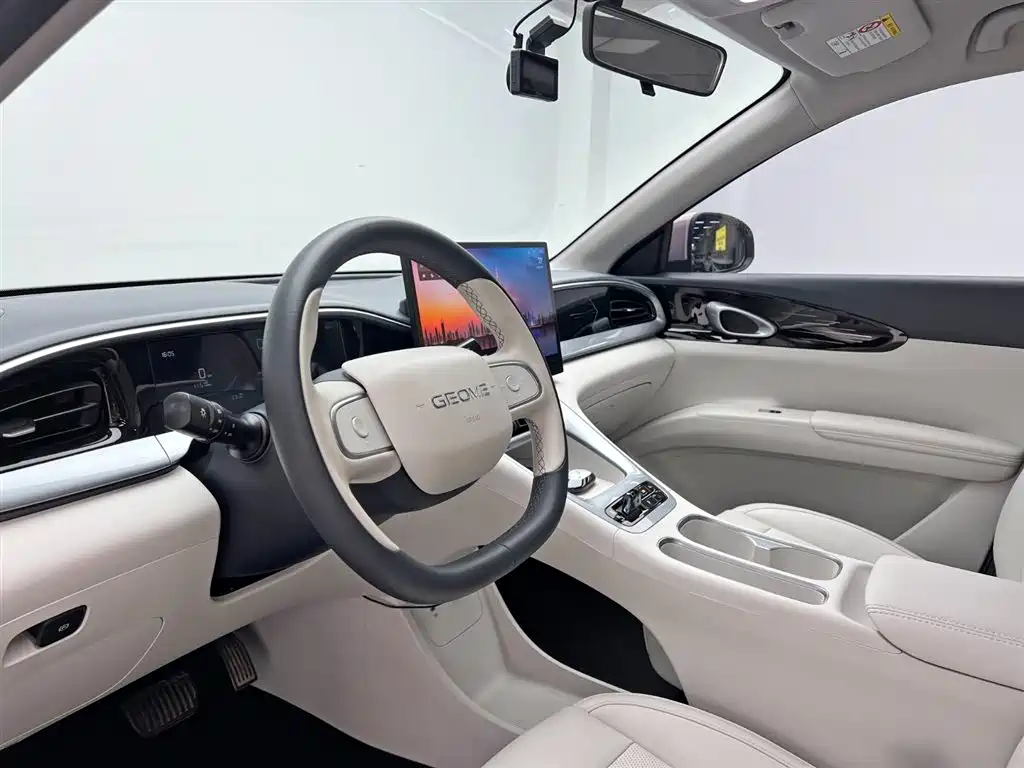 Geely Galaxy Starry Wish 2025 UP 410km Explorer Edition фото 15