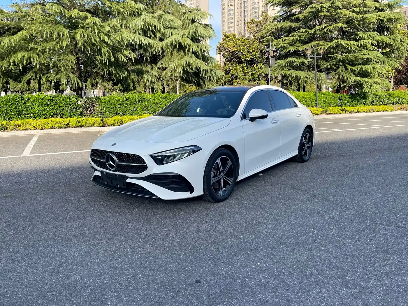 Mercedes-Benz A-Class 2023 A 200 L Fashion